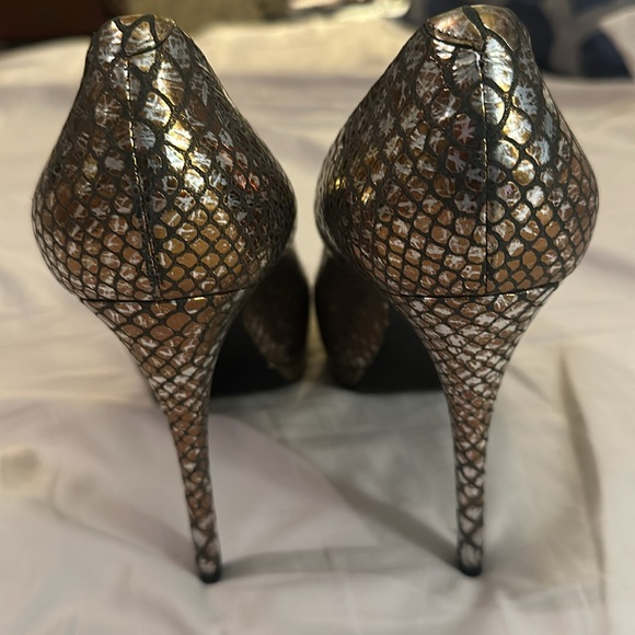 Giuseppe Zanotti Metallic Gold Python Embossed Leather Peep Toe Platform 39.5 - Picture 2 of 10